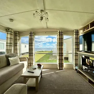 https://brand-new-sea-view-platinum-grade-8-berth-sandy-bay.hotels-newcastle-upon-tyne.com